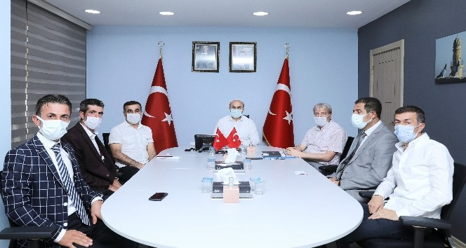 Mardin Valisi Demirtaş, muhtarlarla görüşmelerini sürdürüyor