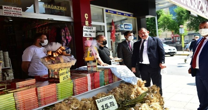 Başkan Vidinlioğlu, esnafın ve halkın sorunlarını dinledi