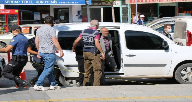Bir cinayet araştırmasıyla 3 cinayet çözüldü