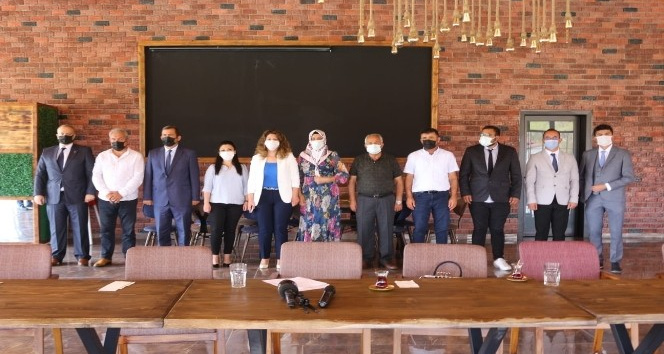 Kırşehir Memleket Hareketi, tanışma sohbetinde basın temsilcileri ile bir araya geldi