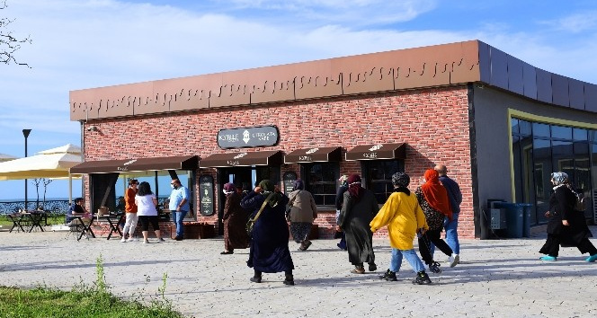 Tatilcilerin Ordu’daki uğrak noktası: ‘Çikolata Kafe’