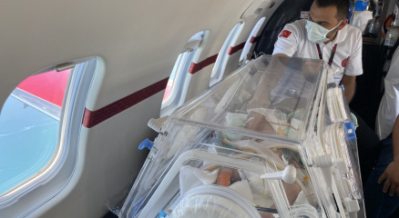 Minik Nura İsanın ambulans uçakla sağlığa yolculuğu