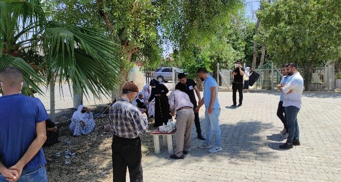 Nusaybin’deki kazada hayatını kaybeden öğretmen toprağa verildi