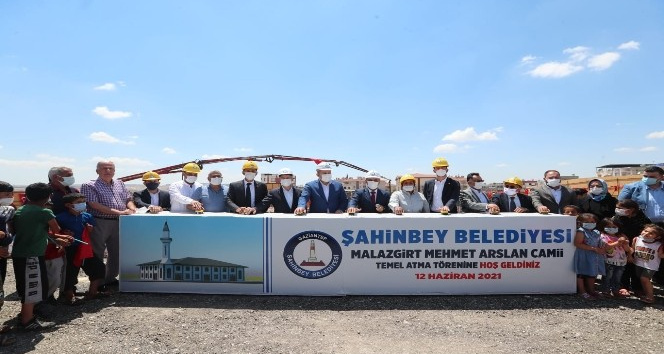 Şahinbey’de Malazgirt Camii’nin temeli atıldı