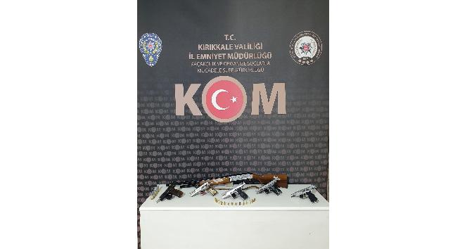 Kırıkkale’de ruhsatsız tabanca ve av tüfeği ele geçirildi