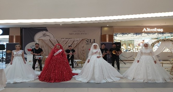 Normalleşme sonrası 1. Geleneksel Düğün Karnavalı düzenlendi