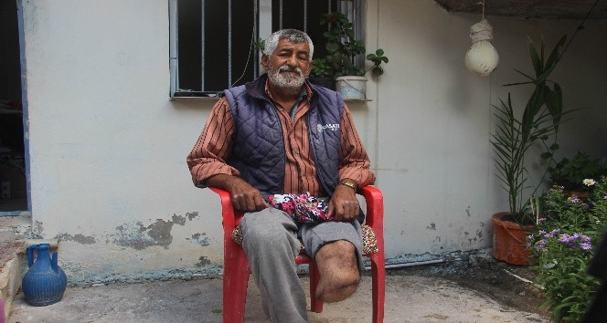 Ayağı kesilen Türk vatandaşına Suriyeli doktordan ücretsiz protez takıldı