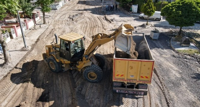 Vefa Küçük Caddesinde 1. etabın altyapısı tamamlandı