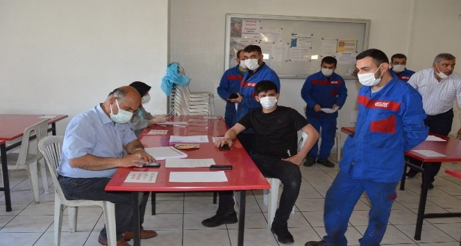 OSB ve sanayi bölgelerinde mobil aşı uygulanıyor