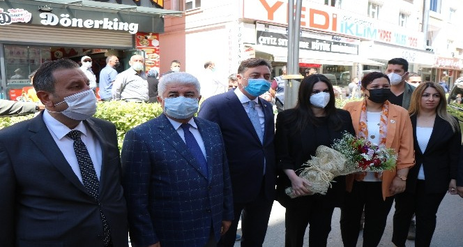 AK Parti Genel Başkan Yardımcısı Sarıeroğlu: “Huzurumuzu bozmaya yönelik girişimlere müsaade etmeyeceğiz”