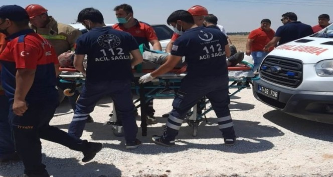 Mardin’de iki araç kafa kafaya çarpıştı: 4 yaralı