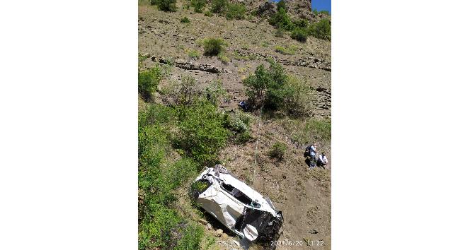 Giresun’da otomobil uçuruma yuvarlandı: 2 ölü, 2 yaralı