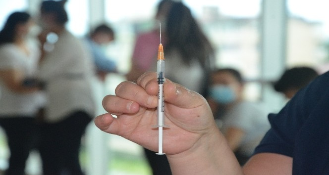OTSO üyeleri, korona virüse karşı aşılarını yaptırdı
