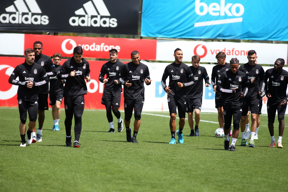 Beşiktaş 5 Temmuz&#039;da top başı yapıyor