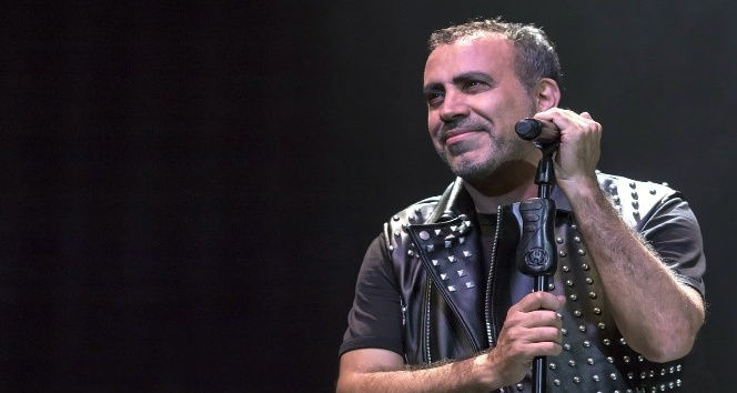 Haluk Levent canlı yayında soruları yanıtlayacak