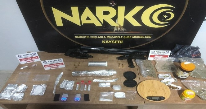Kayseri’de uyuşturucu operasyonu: 1’i kadın 4 gözaltı