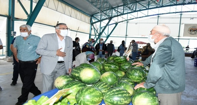 Başkan Bozkurt, pazarcıları dinledi