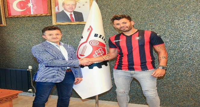 Uşakspor’dan kale ve orta sahaya takviye