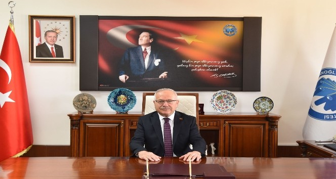 Rektör Namık Ak: "Her gencimizin milletimize ve tüm insanlığa katkılar vermesini temenni ediyorum"