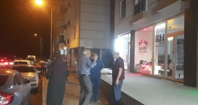 Bingöl’de deprem vatandaşlara panik yaşattı