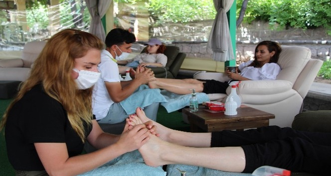 Türkiye’nin ilk ayak masajı Kapadokya’da yapılmaya başlandı