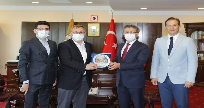 Başsavcı Karabacak, Rektör Tabakoğlu’na veda ziyaretinde bulundu