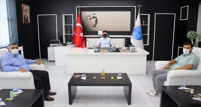 Kırıkhan Müftüsü Sevinç, Rektör Karacoşkun’la bir araya geldi