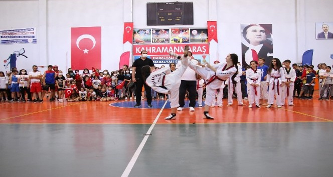 Kahramanmaraş’ta yaz spor okulları açıldı