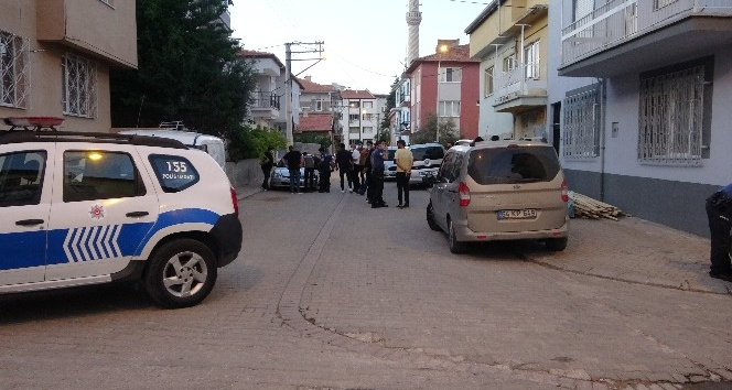 Almanya’dan geldikten 15 gün sonra evinde ölü bulundu