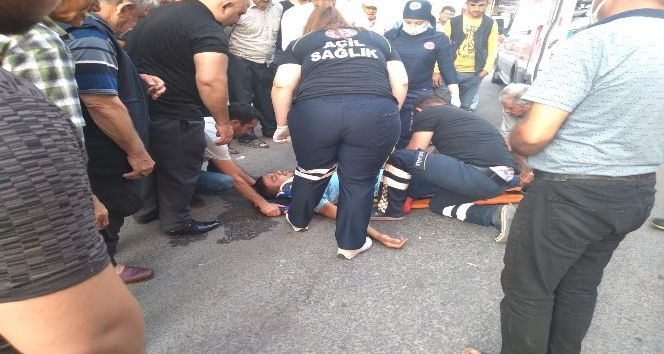 Motosikletlerin karıştığı kazada 3 kişi yaralandı