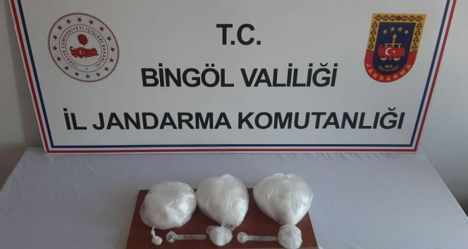 Narkotik köpeği Ezber 1 milyon liralık uyuşturucuyu yakalattı