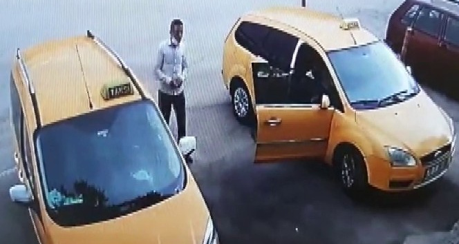 ‘Vatan-Bayrak’ diyerek yaşlı çiftin 160 bin lirasını dolandırdı