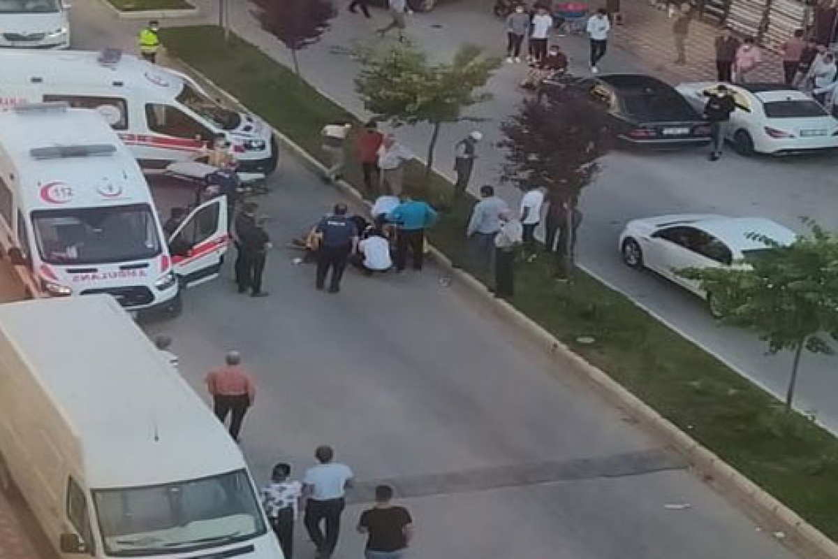 Amasya Da 2 Kisi Arasinda Cikan Tartisma Kanli Bitti 1 I Polis 2 Kisi Yaralandi