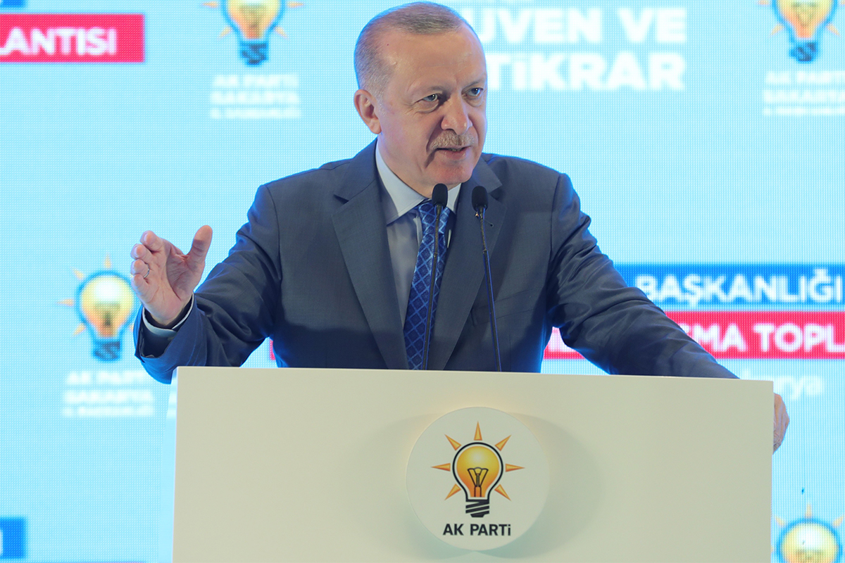 Cumhurbaşkanı Erdoğan: 'CHP, tıpkı 27 Mayıs darbesi öncesi gibi, Türk siyasetini zehirlemekte, kirletmektedir'