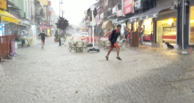 Edirne’de şiddetli yağış