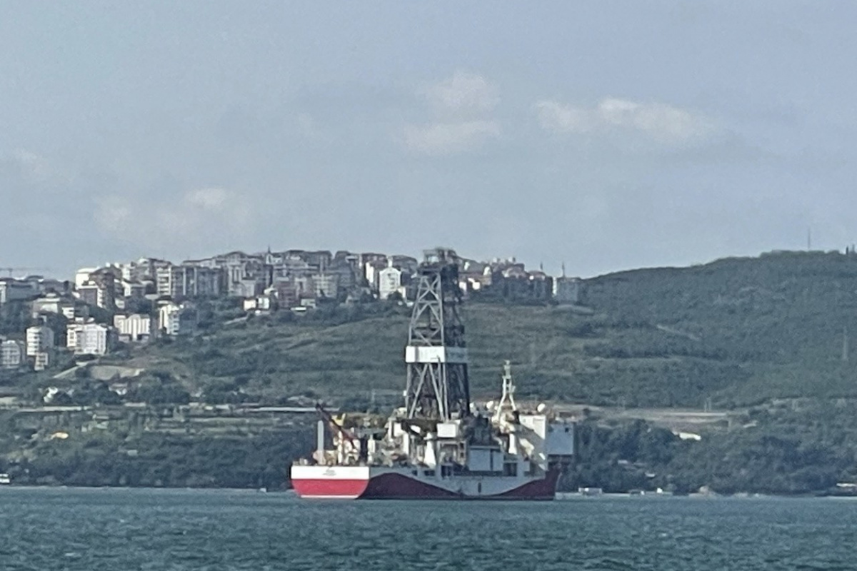 Türkiye’nin sondaj gemisi ‘Yavuz’ Kocaeli’ne demir attı