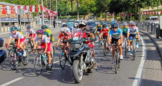 Edebiyat yolunda 107 kilometrelik zorlu parkur başladı