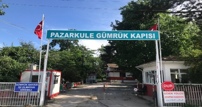 Edirne’de kapalı olan Pazarkule Sınır Kapısı 16 ay sonra açıldı