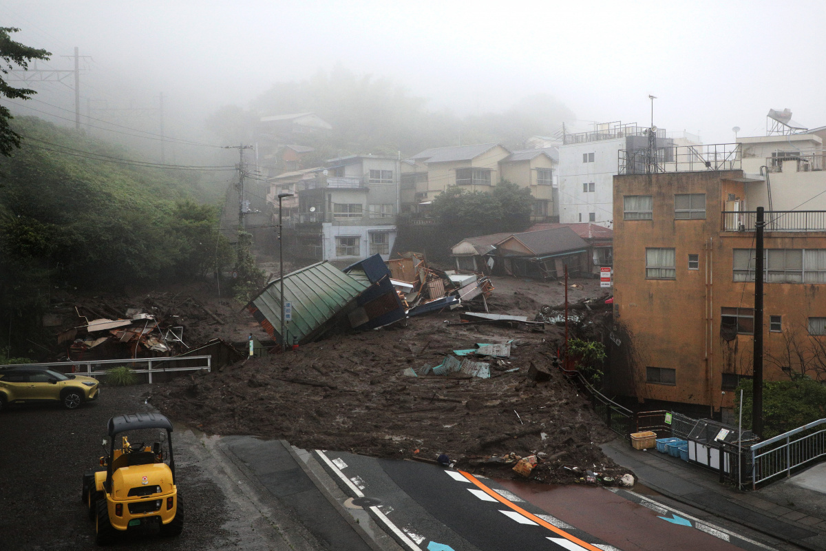 Japonya’yı vuran sel ve heyelanda 300 ev zarar gördü