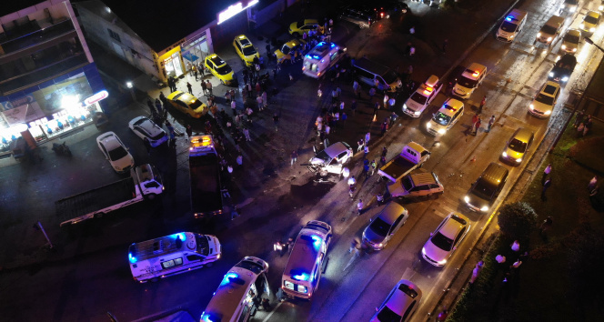 Düzcede zincirleme trafik kazası: 6sı çocuk 15 yaralı