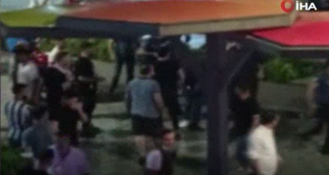 Arnavutköyde tekmeli yumruklu kavga kamerada