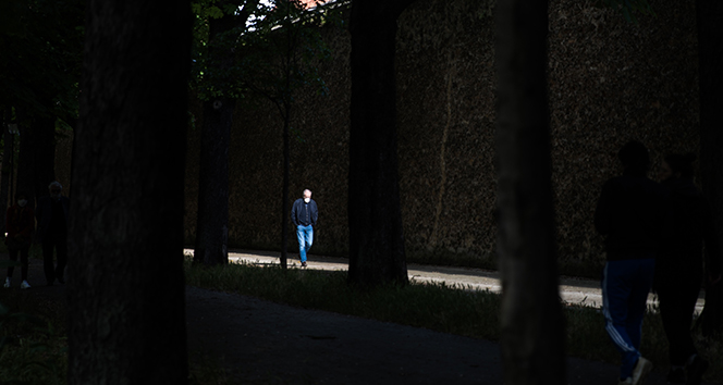 İngilterede son 24 saatte 24 bin 248 vaka