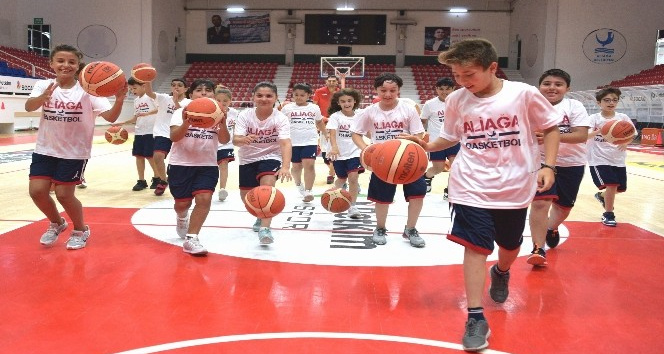 Aliağa Belediyesi Yaz Spor Okullarında eğitimler başladı