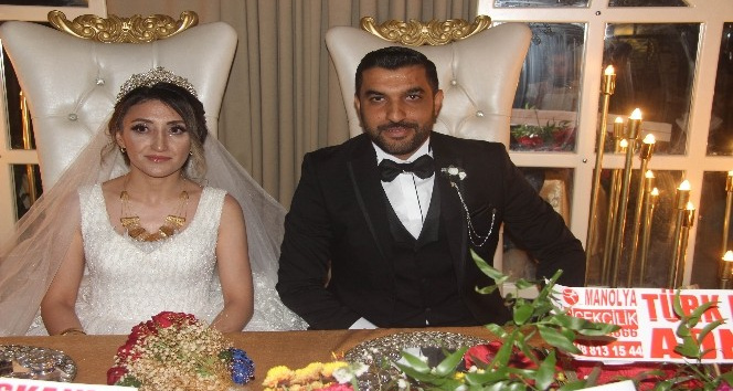 Gençlik Kolları Başkanı Kara, dünya evine girdi