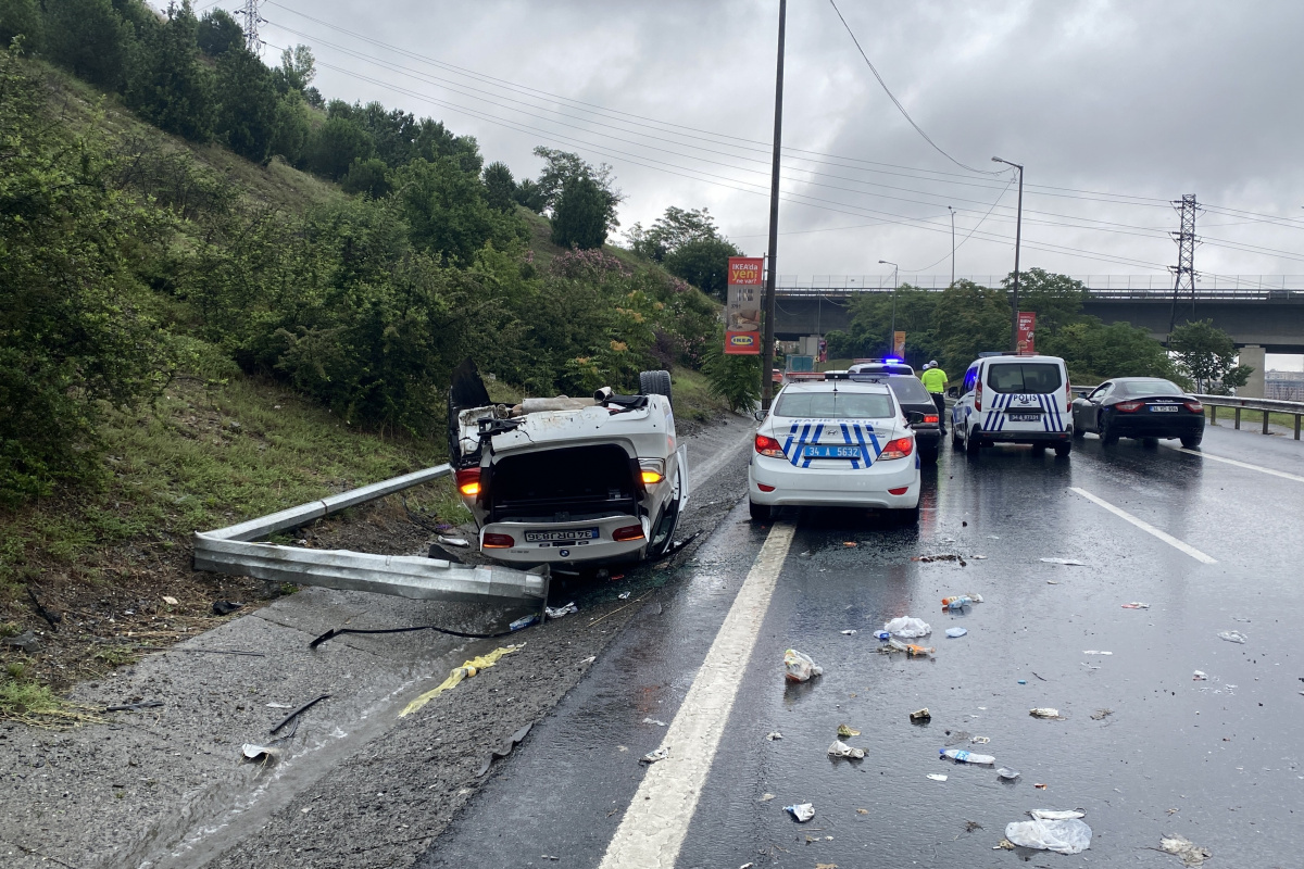 İstanbul’da lüks otomobil takla attı: Sürücünün burnu bile kanamadı