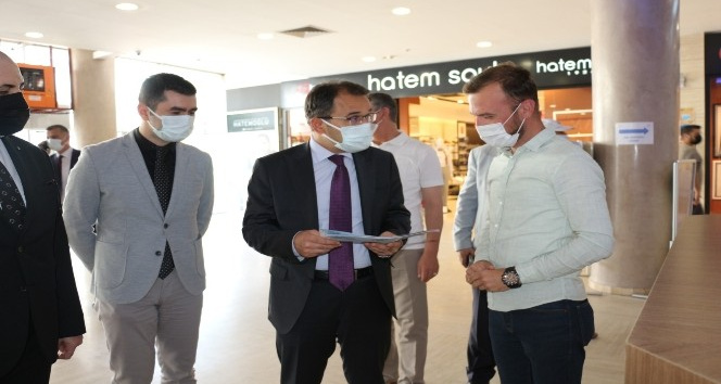 Vali Ayaz: "Aşı sirkülasyonu istediğimiz ölçüde değil"