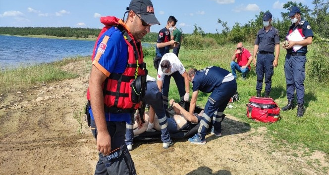 Balık tutarken suya düştü, ağa takıldı boğuldu