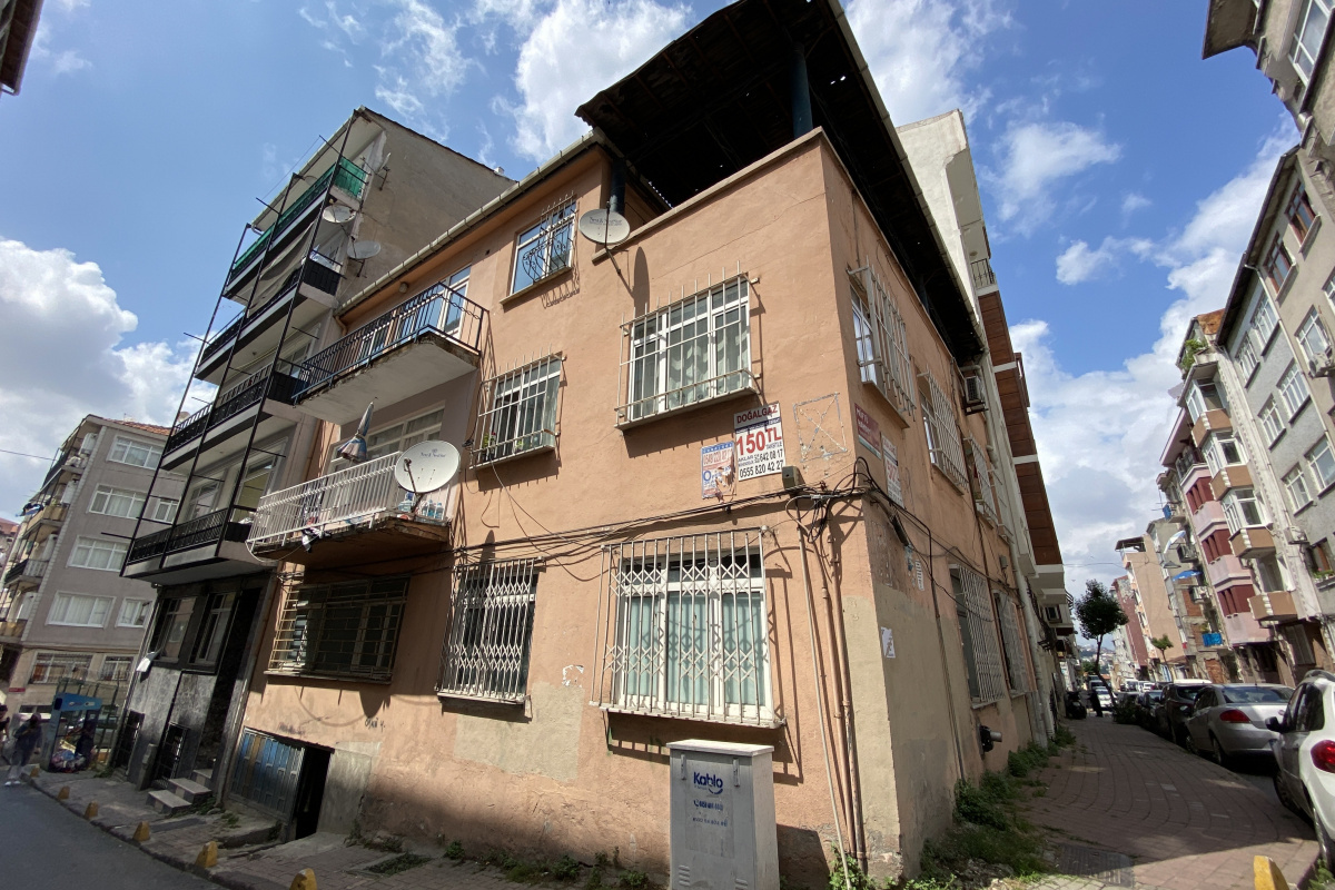 Bu apartmanın altında tarih yatıyor