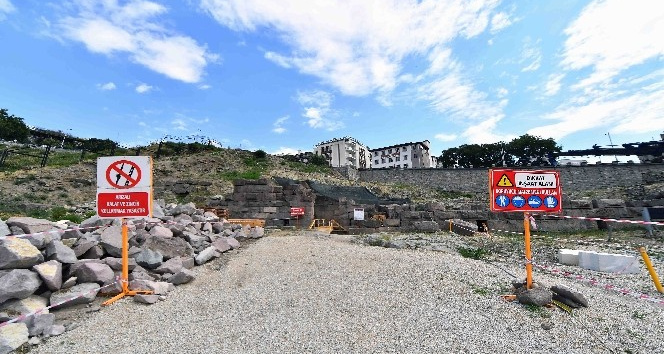 Ankara’da 2 bin yıllık Roma tiyatrosunda restorasyon sürüyor