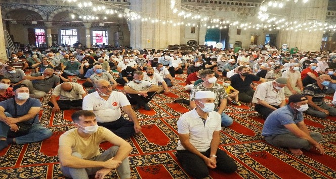 Selimiye Camii’nde bir yıl aradan sonra Kırkpınar kalabalığı
